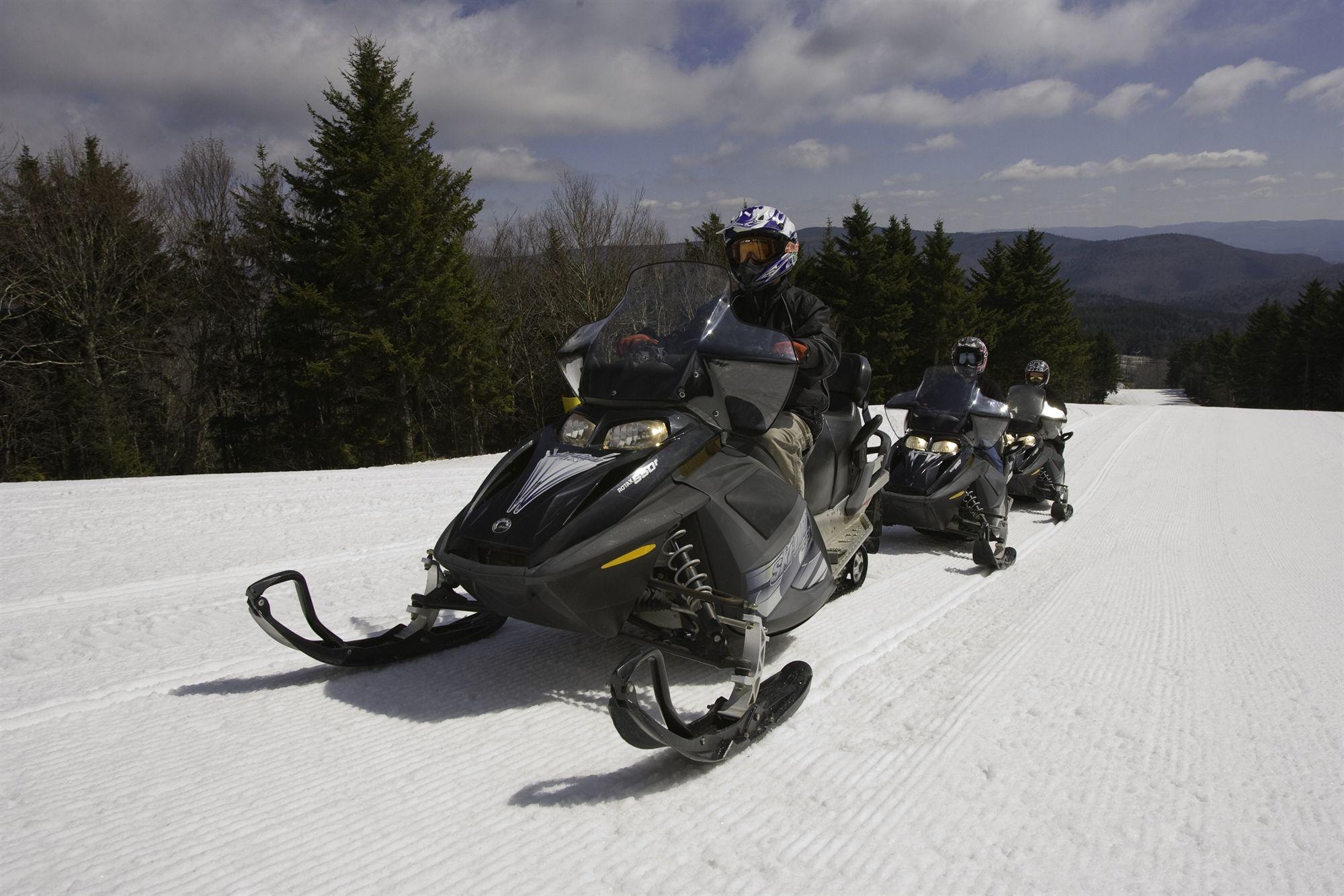 Snowcrest Hotel Snowshoe Bagian luar foto
