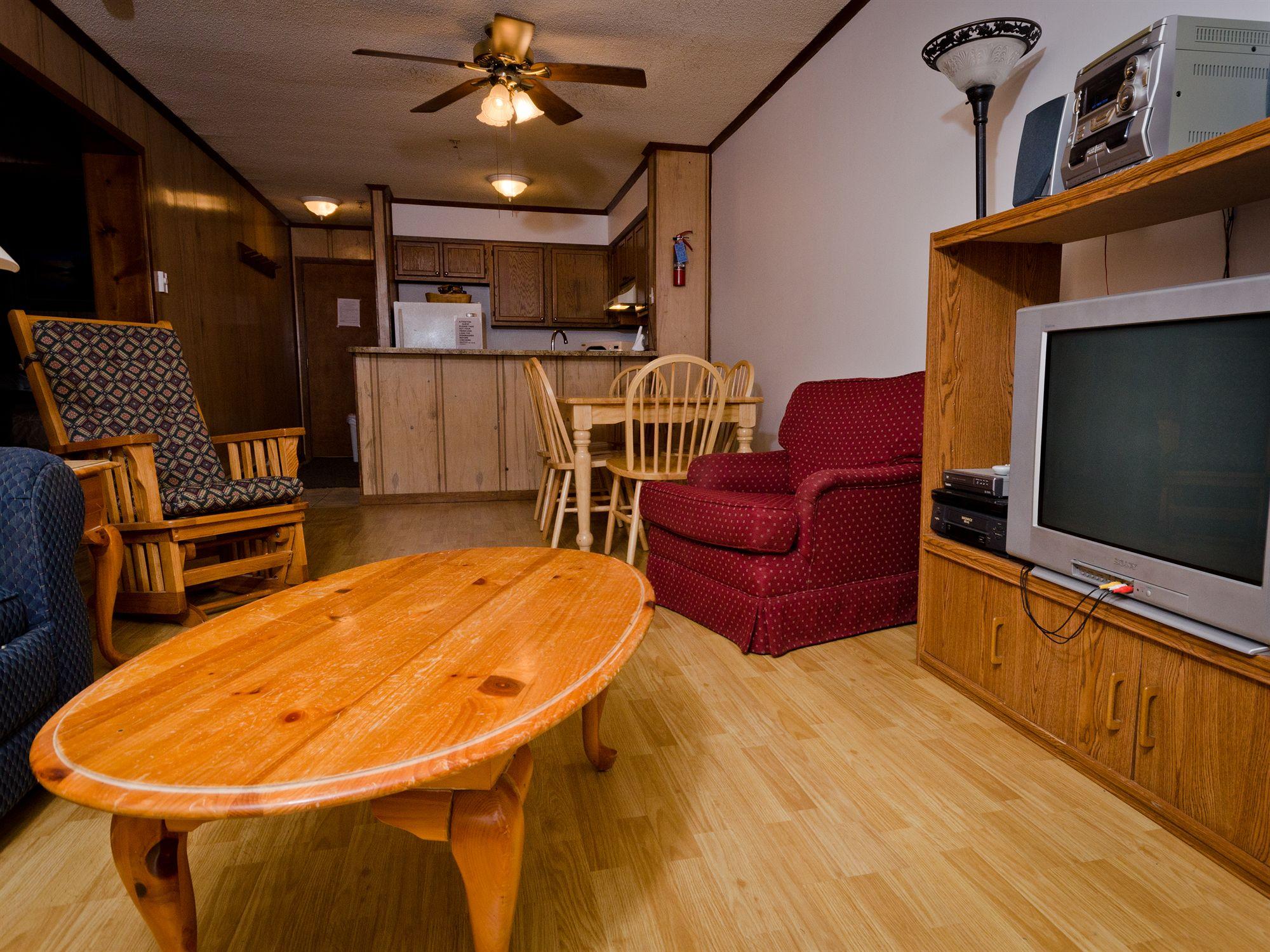 Snowcrest Hotel Snowshoe Bagian luar foto