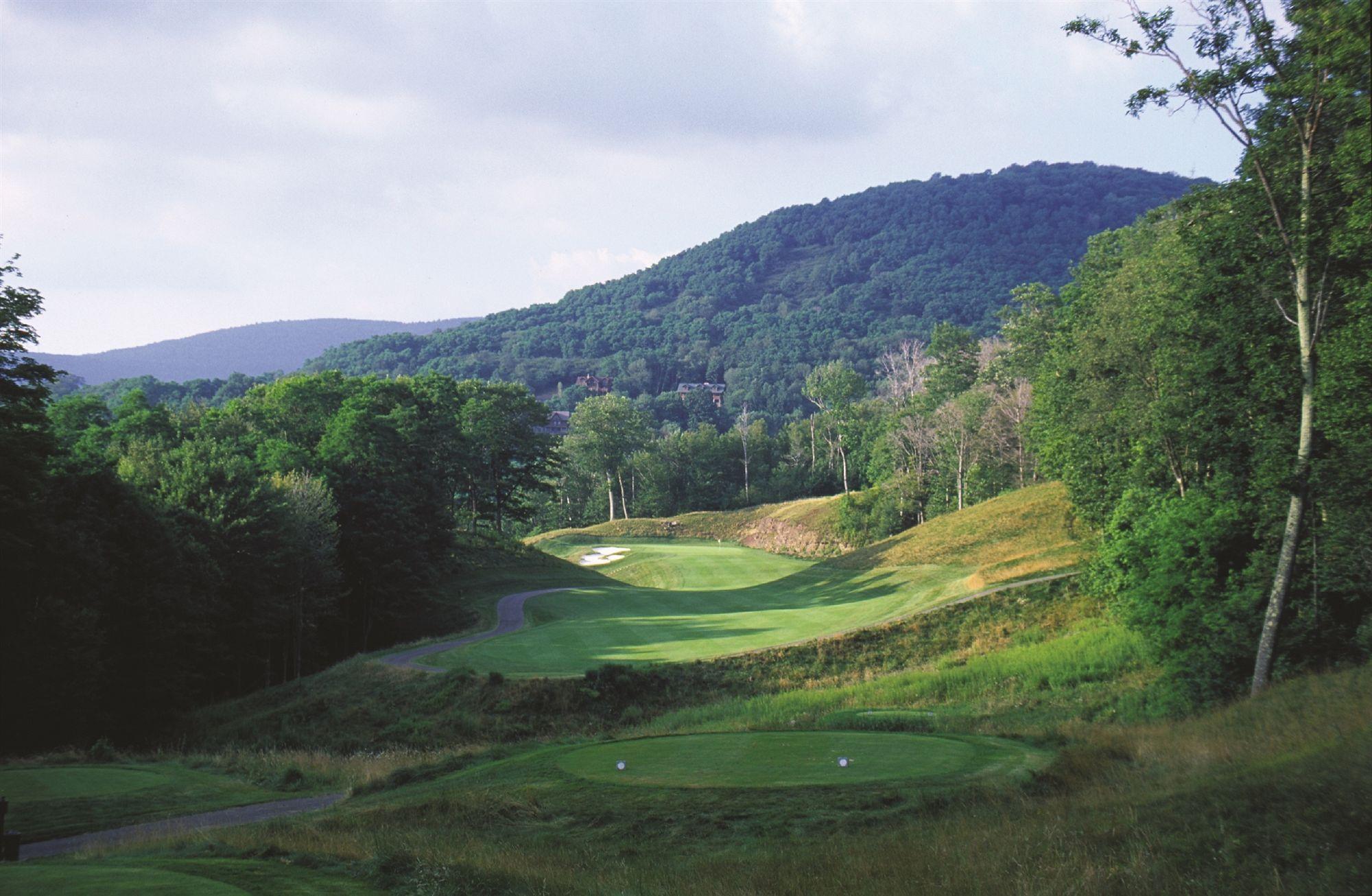Snowcrest Hotel Snowshoe Bagian luar foto