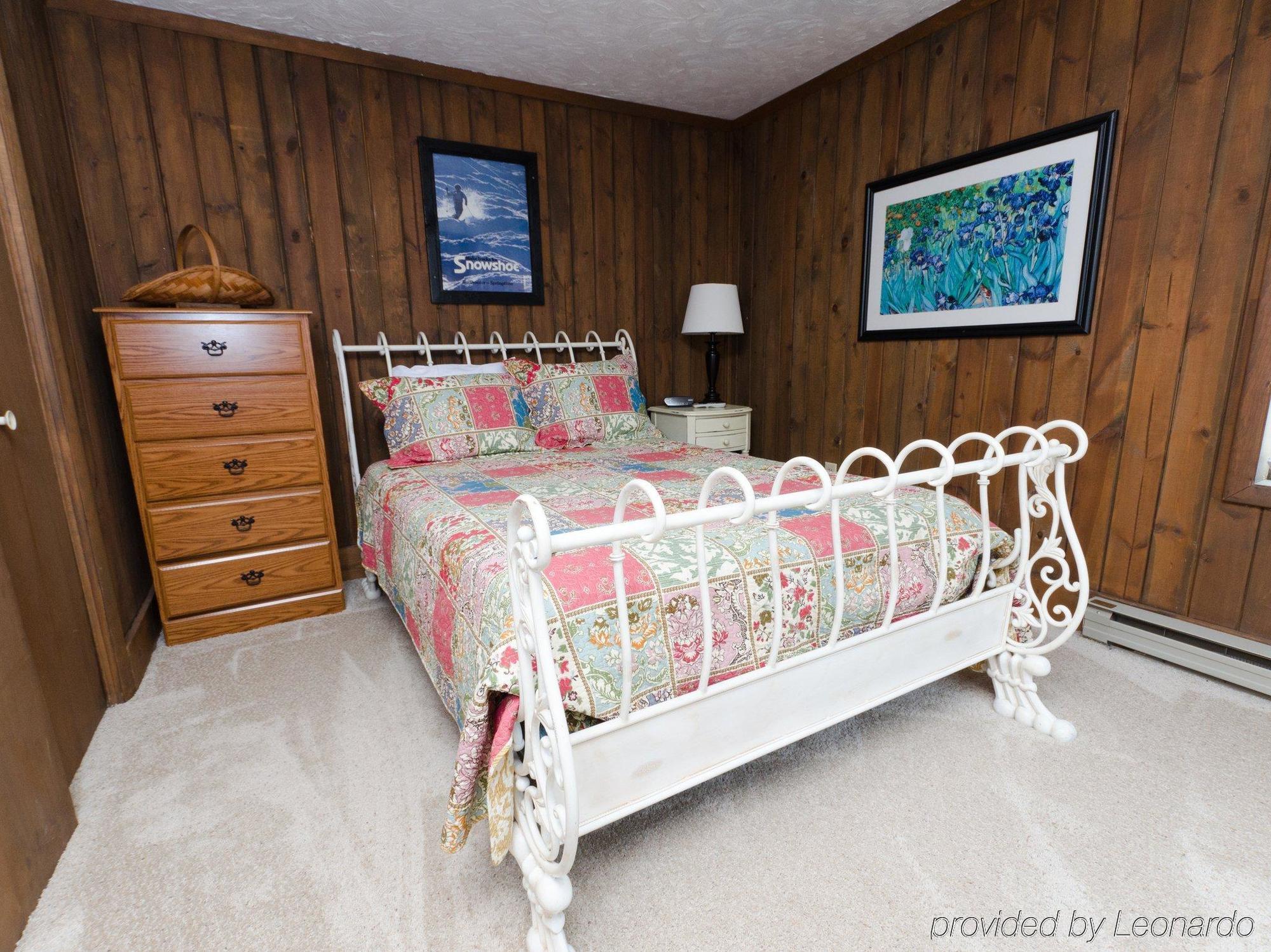 Snowcrest Hotel Snowshoe Bagian luar foto