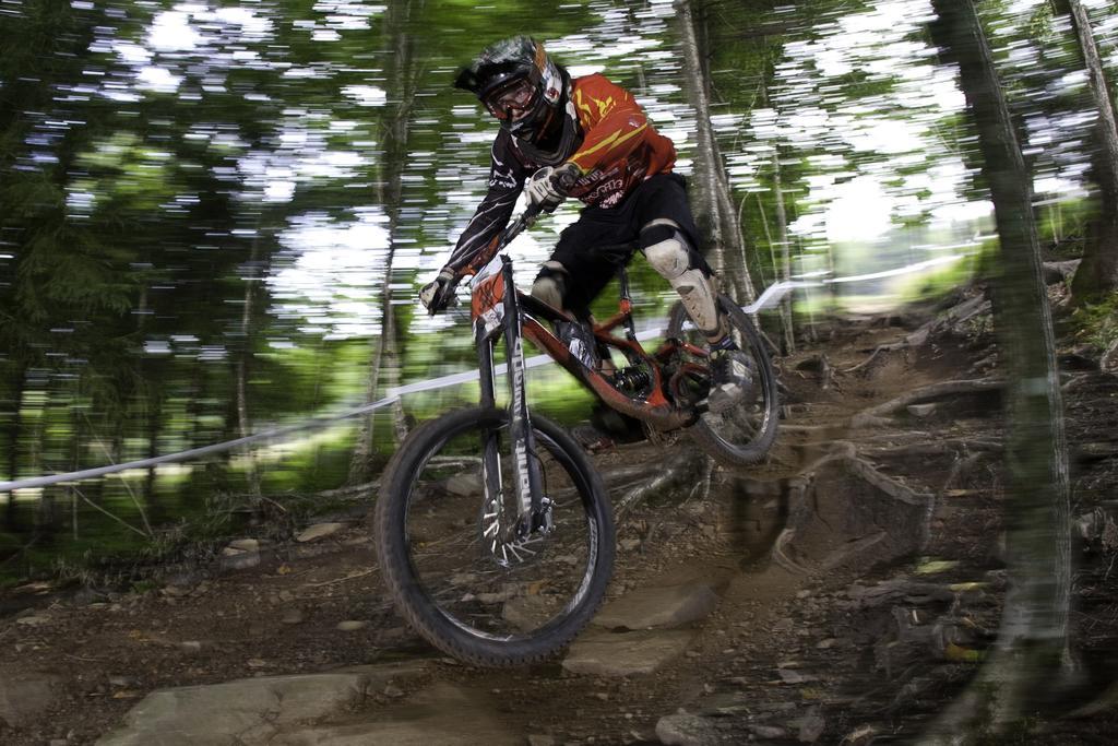 Snowcrest Hotel Snowshoe Bagian luar foto