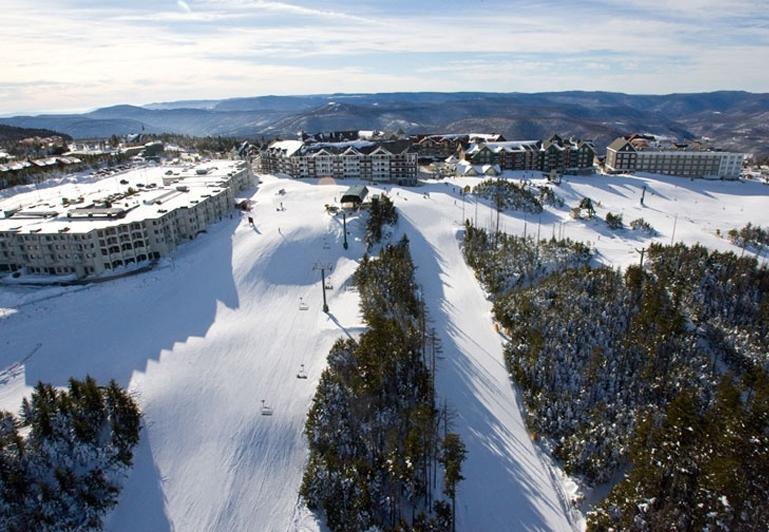 Snowcrest Hotel Snowshoe Bagian luar foto